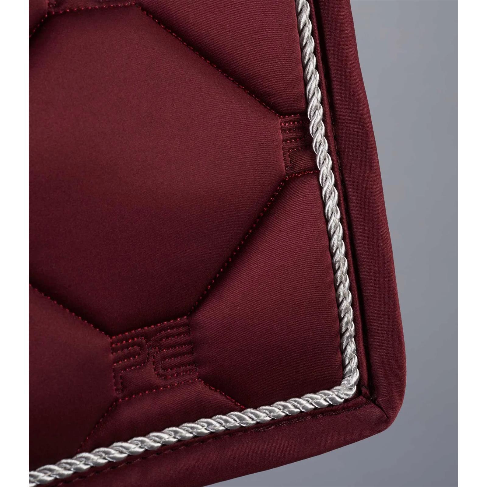 Saltare Close Contact Dressage Square Wine
