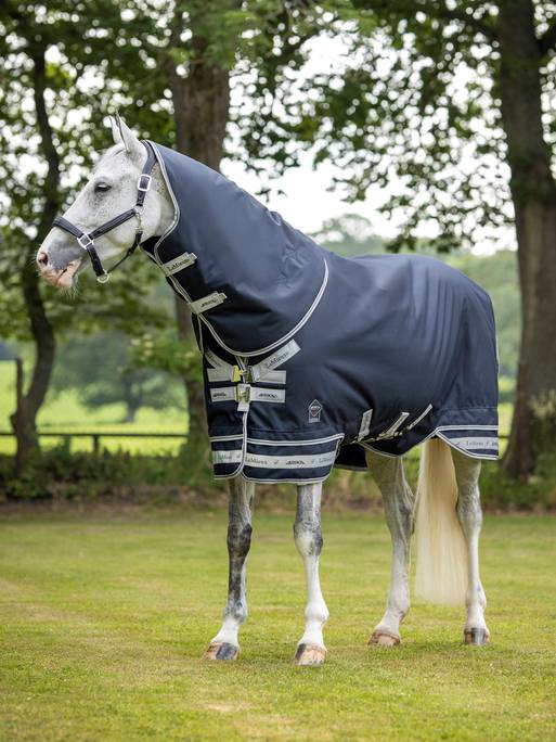 LeMieux Arika Featherweight Rug Navy 0g  7,0" 165 cm