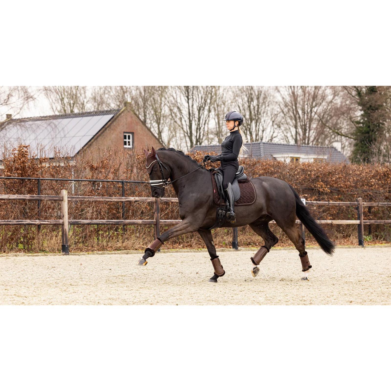 LeMieux Crystal Suede Dressage Square Schabracke Brown S/M