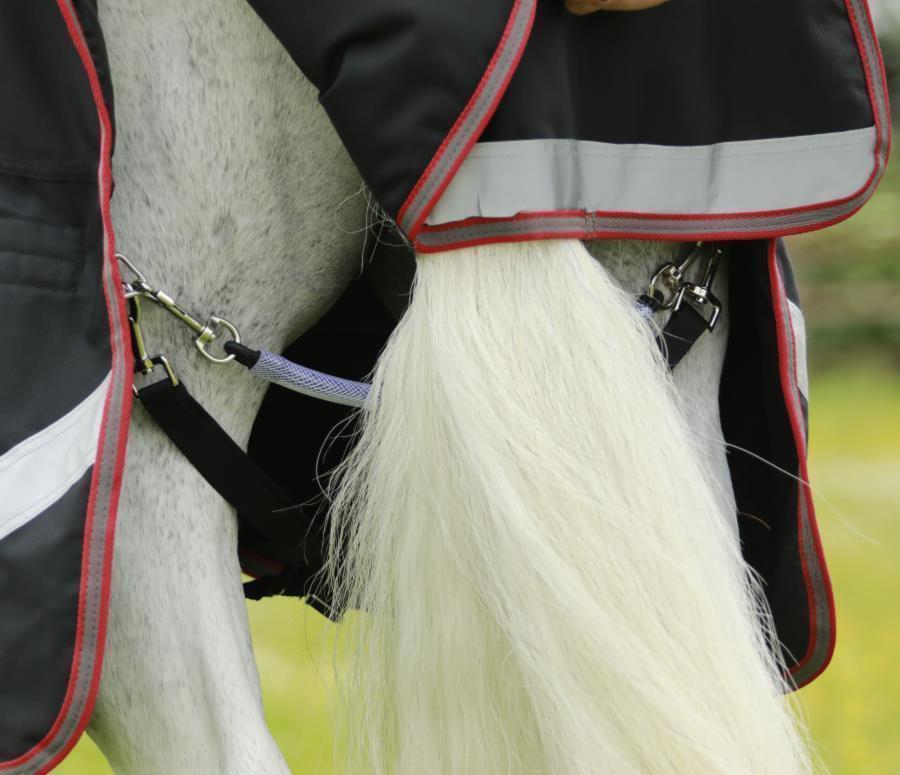 Premier Equine Titan 100 Turnout Rug with Snug-Fit Neck Cover 6'9'' schwarz