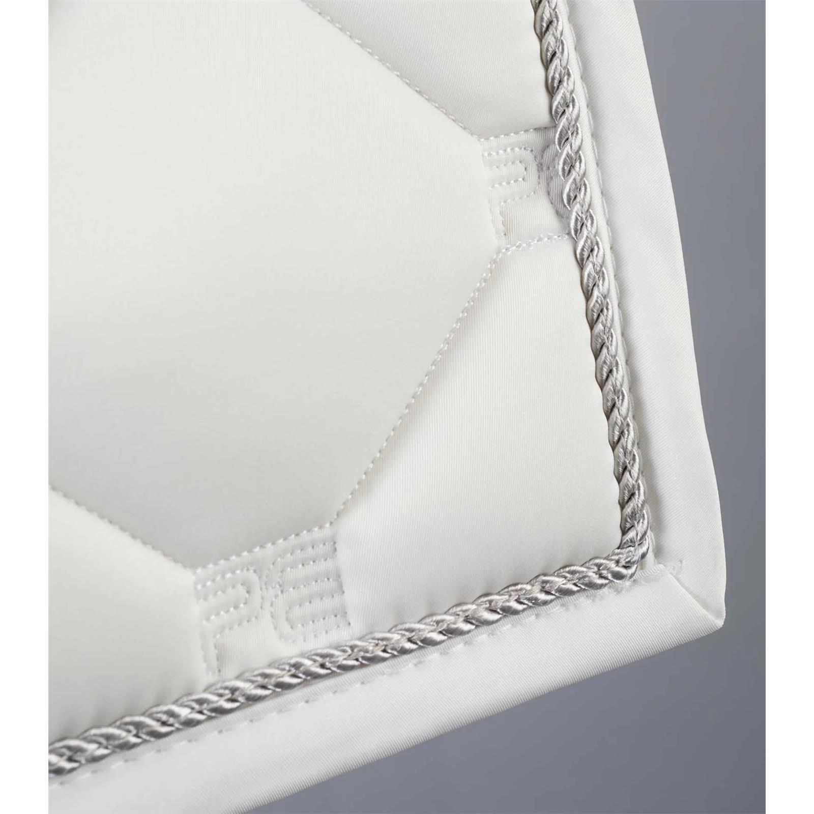 Saltare Close Contact Dressage Square Wine
