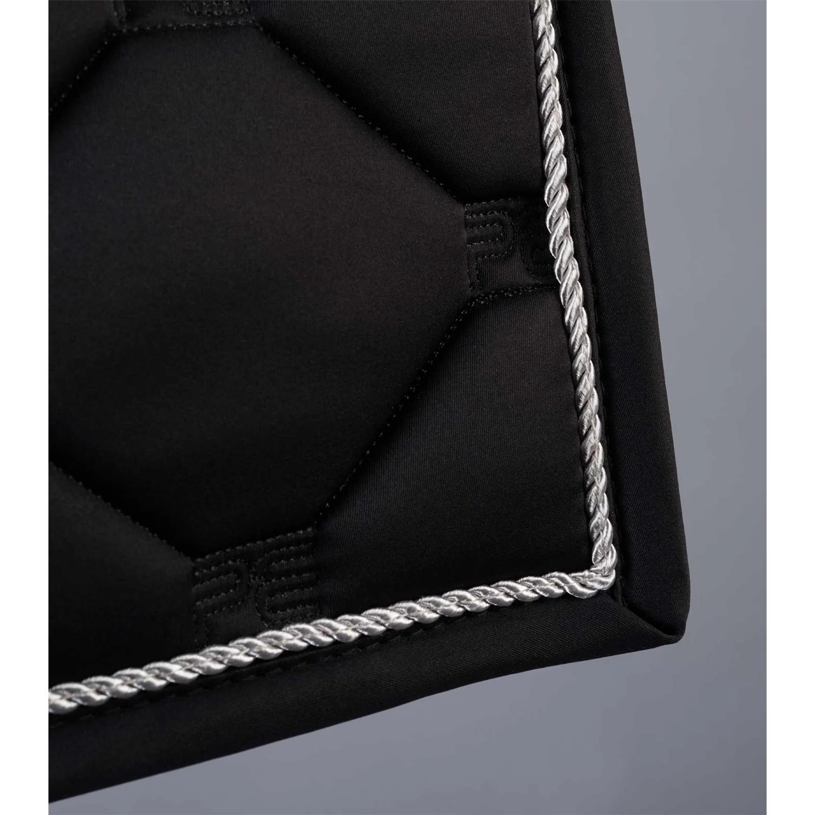 Saltare Close Contact Dressage Square Wine