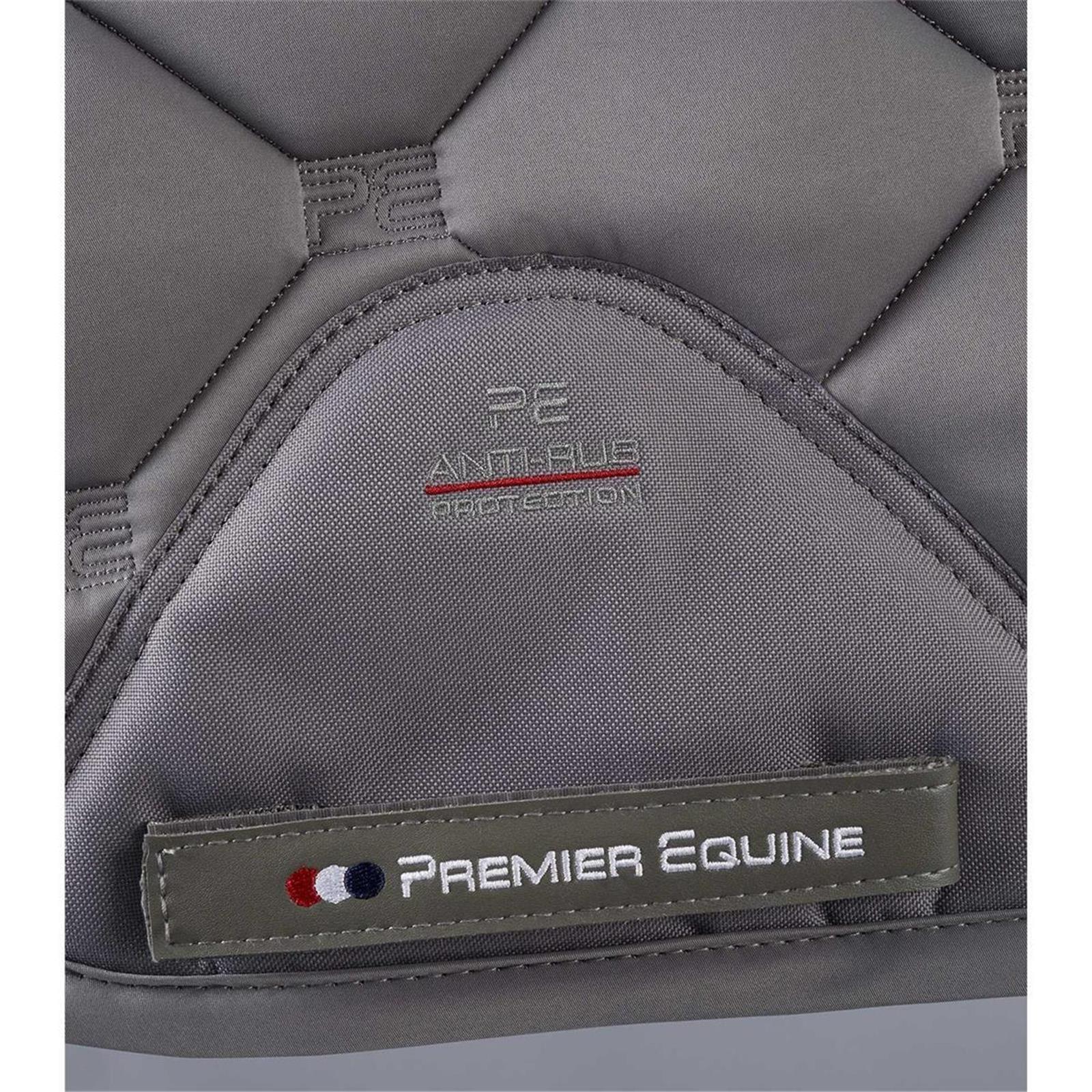 Saltare Close Contact Dressage Square Wine