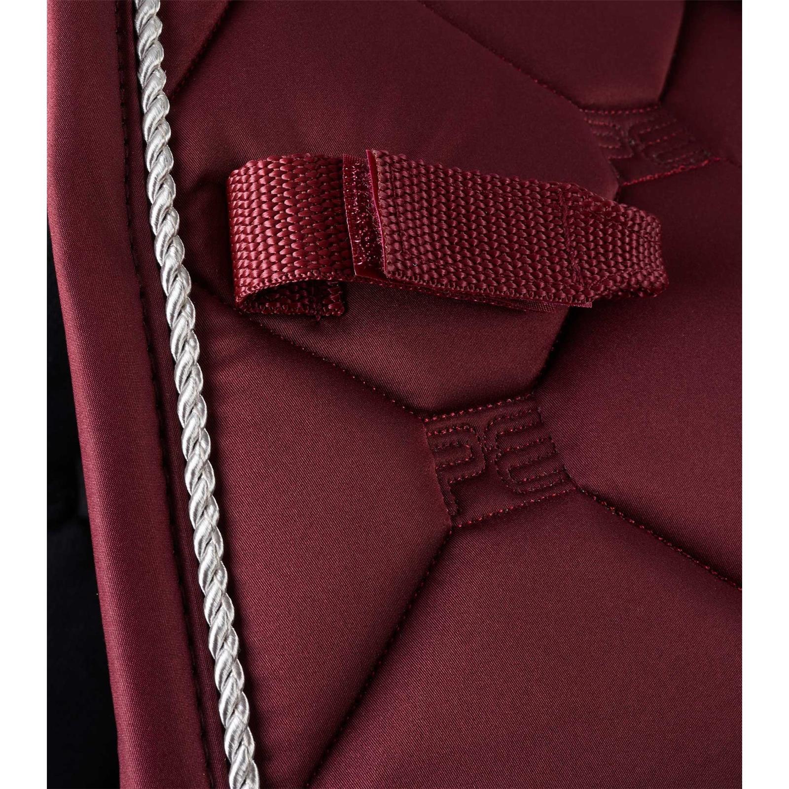 Saltare Close Contact Dressage Square Wine