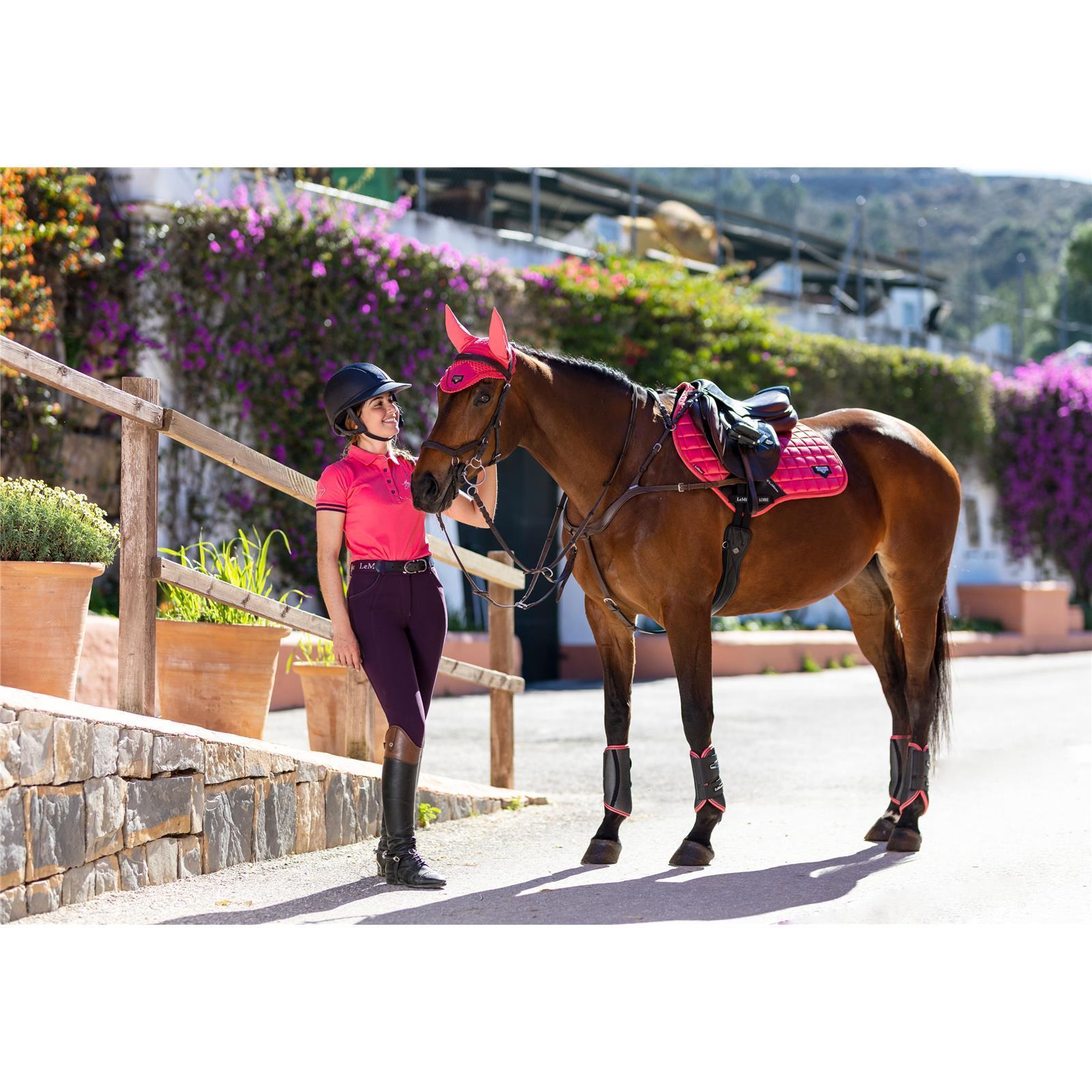 LeMieux Loire Classic Close Contact Square Papaya S/M